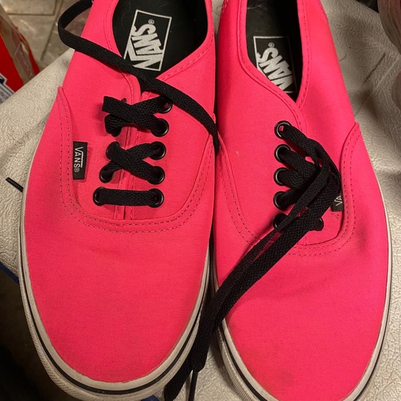 Vans - Picture 2 of 3